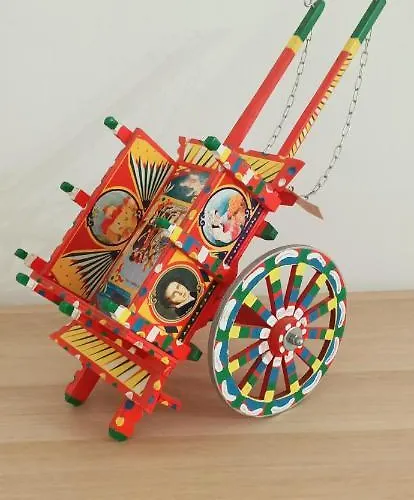 Dimora Lucia Majorana 度假居 *